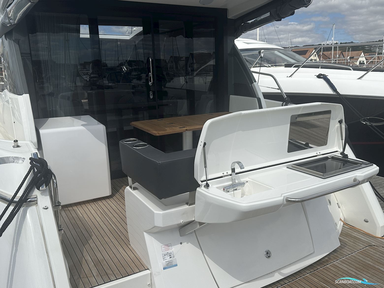 Bavaria R40 Coupe