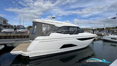 Bavaria R40 Coupe Motorboat 2026, with Volvo Penta engine, United Kingdom