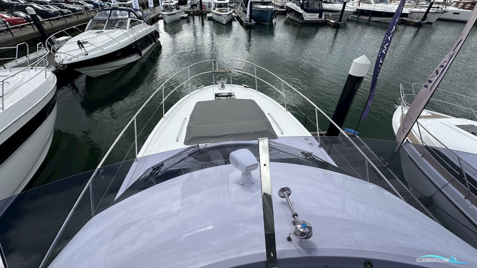Bavaria R40 Fly