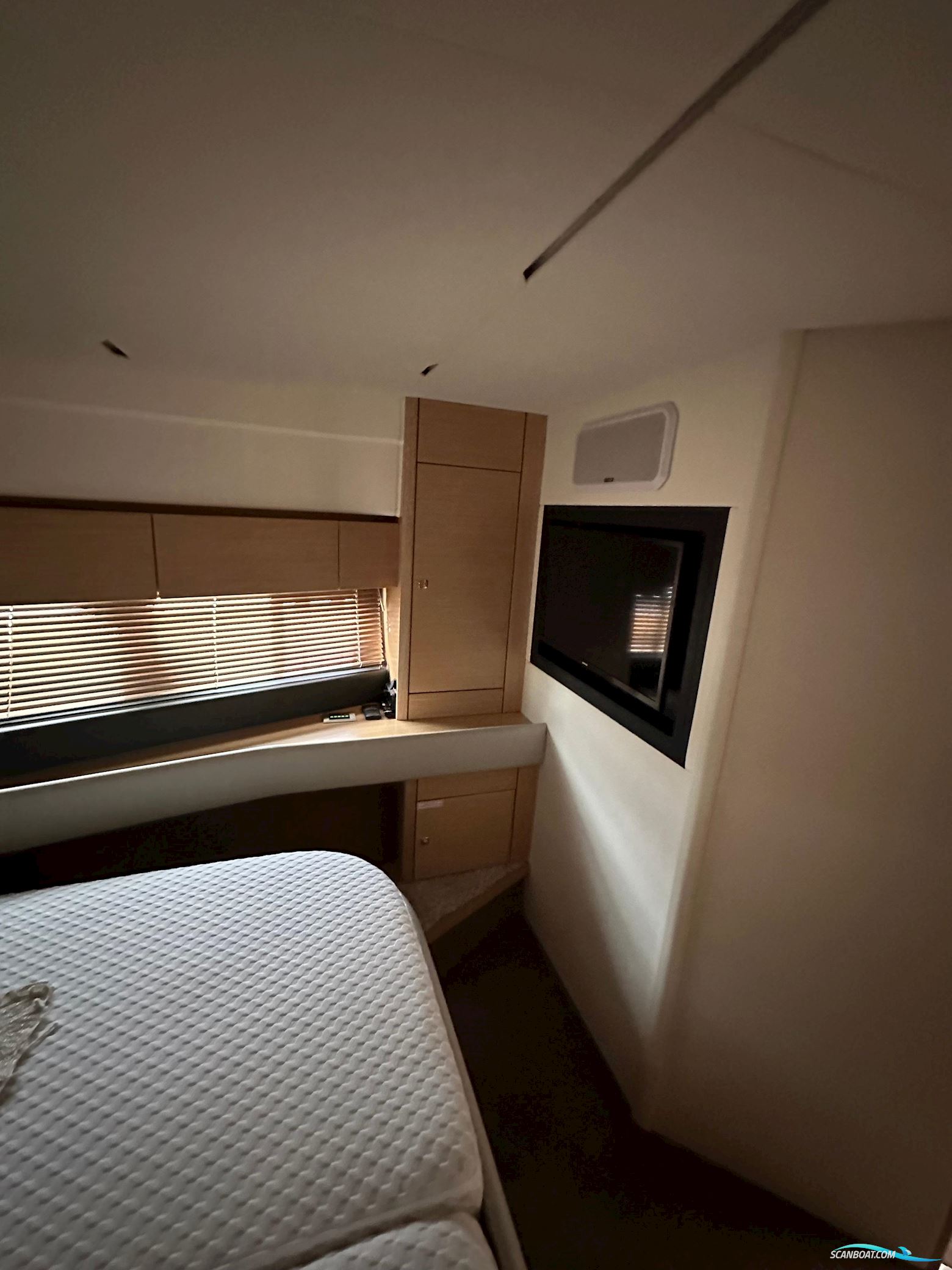 Bavaria R55 Flybridge