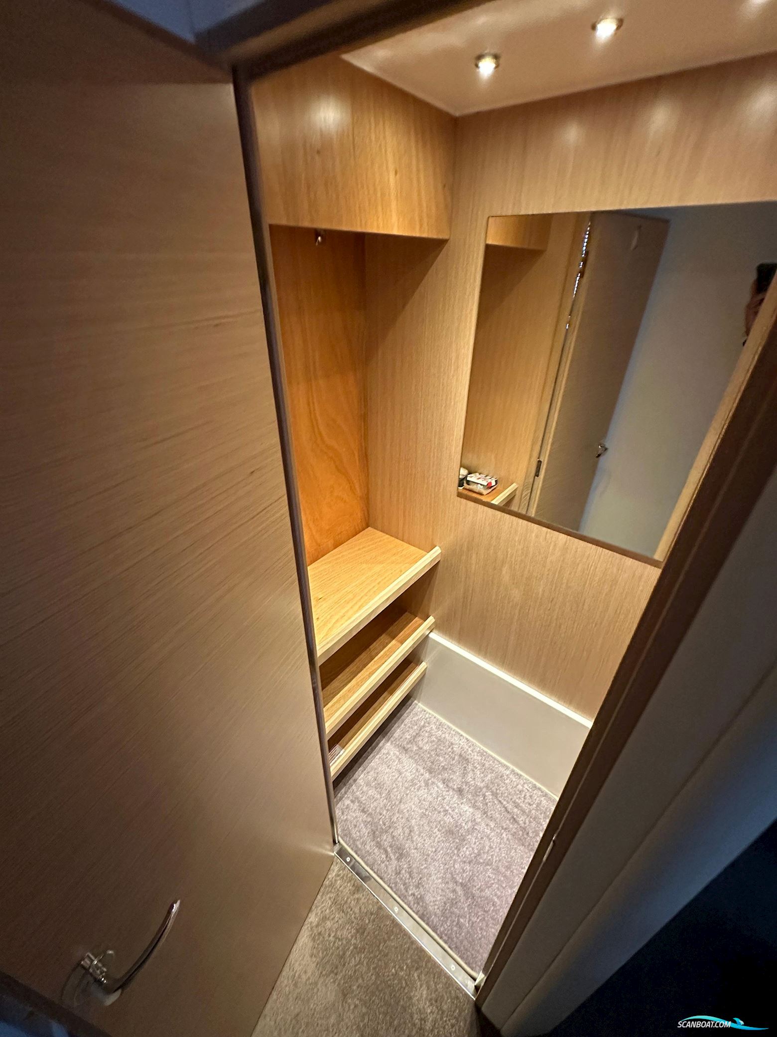 Bavaria R55 Flybridge