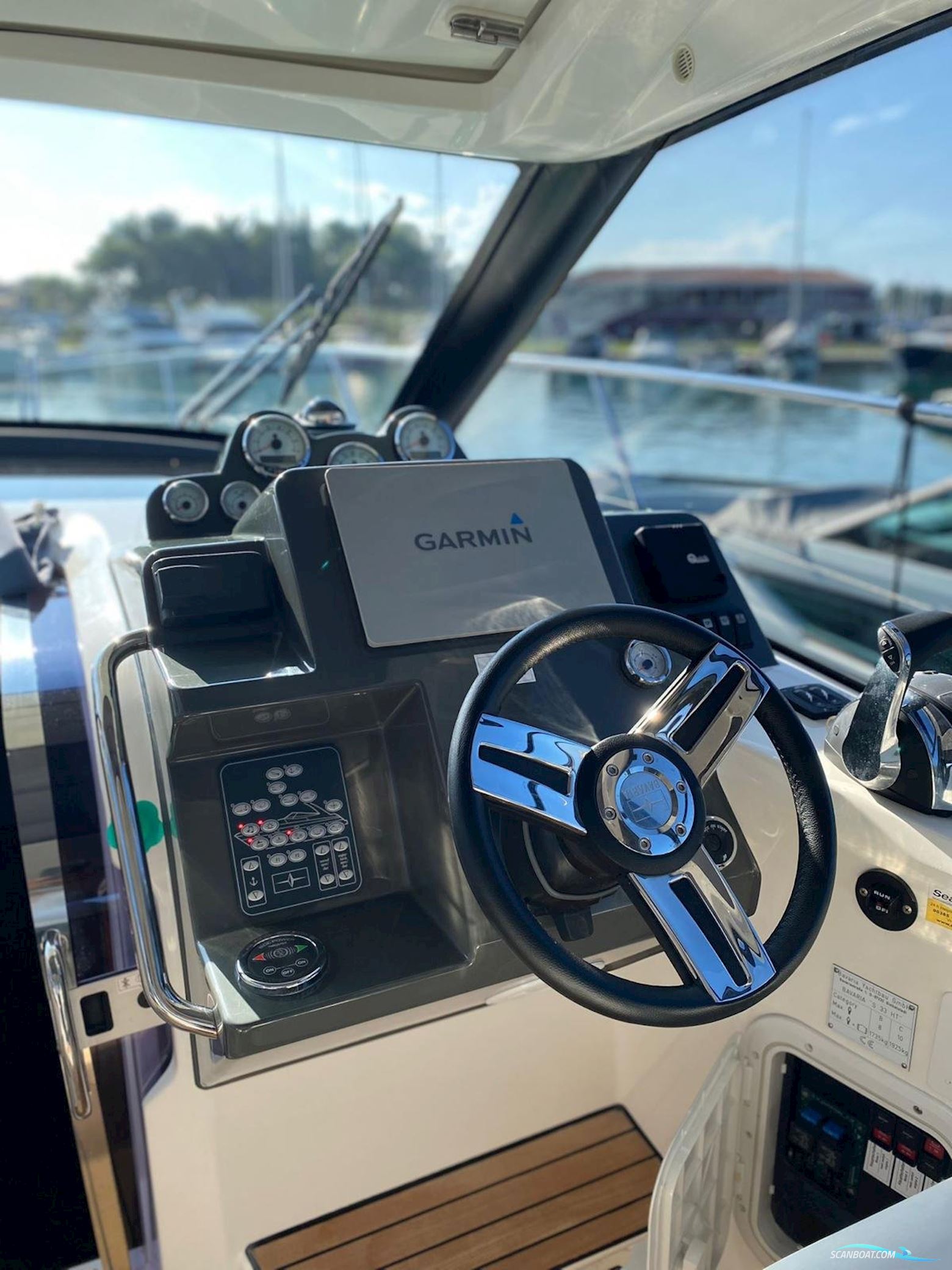 Bavaria S 33 HT - 2017