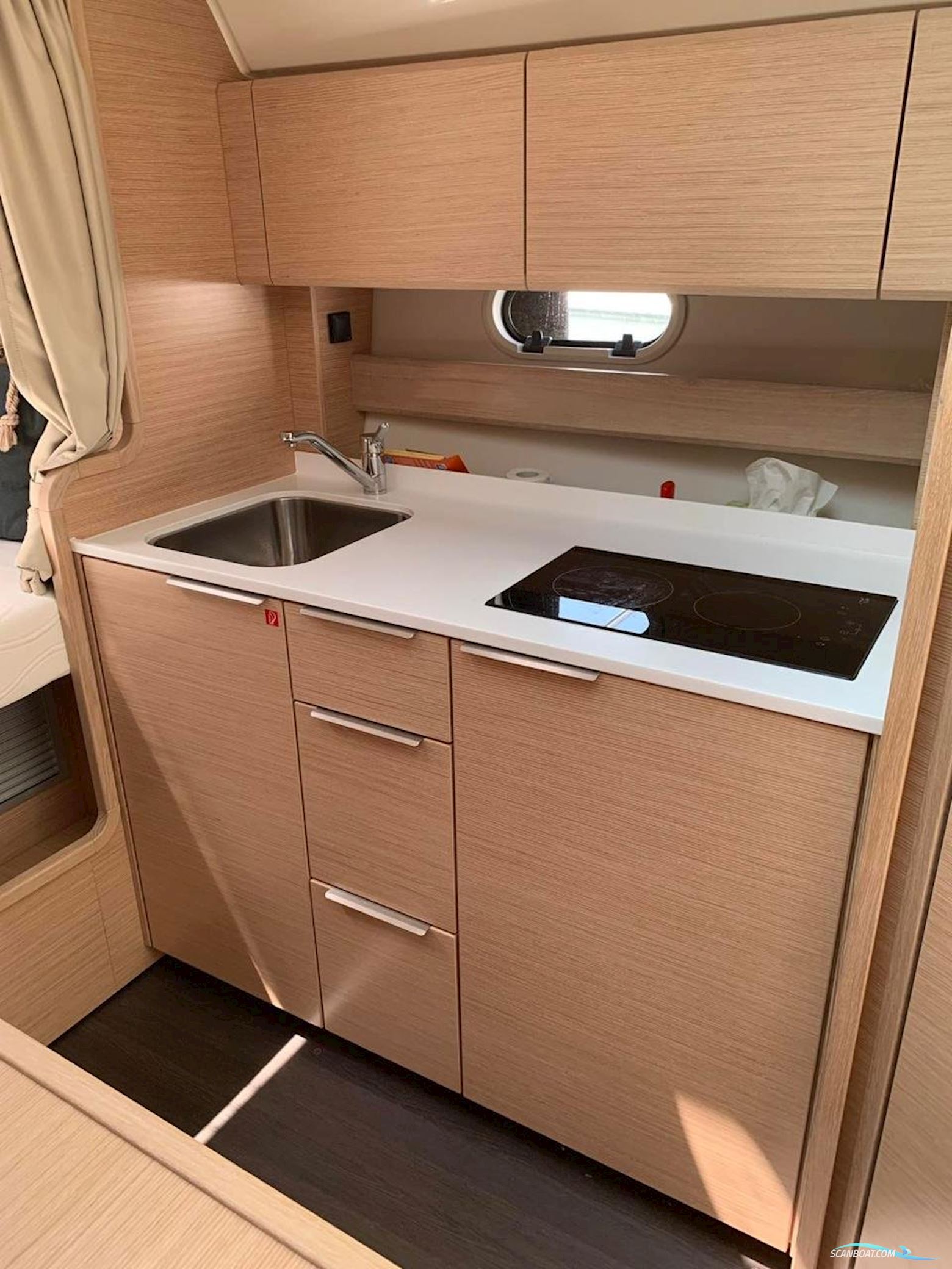 Bavaria S 33 HT - 2018 - DIESEL