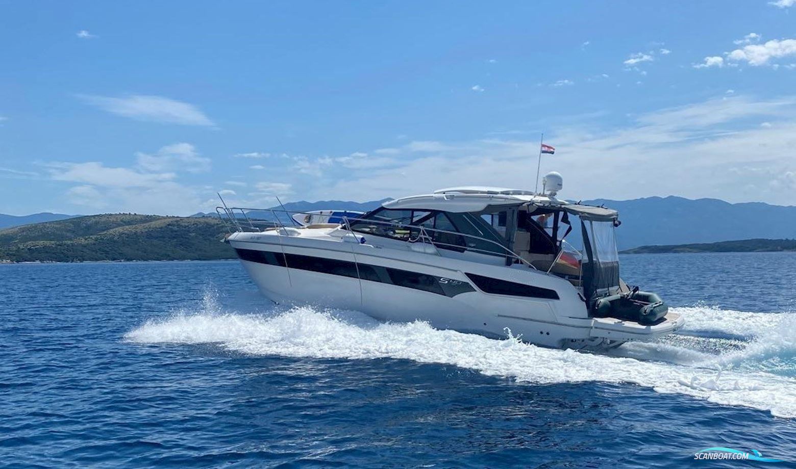 Bavaria S 40 HT - 2020 Motorboat 2020, with Mercruiser 6,2 V8 350 Dts Ect engine, Croatia