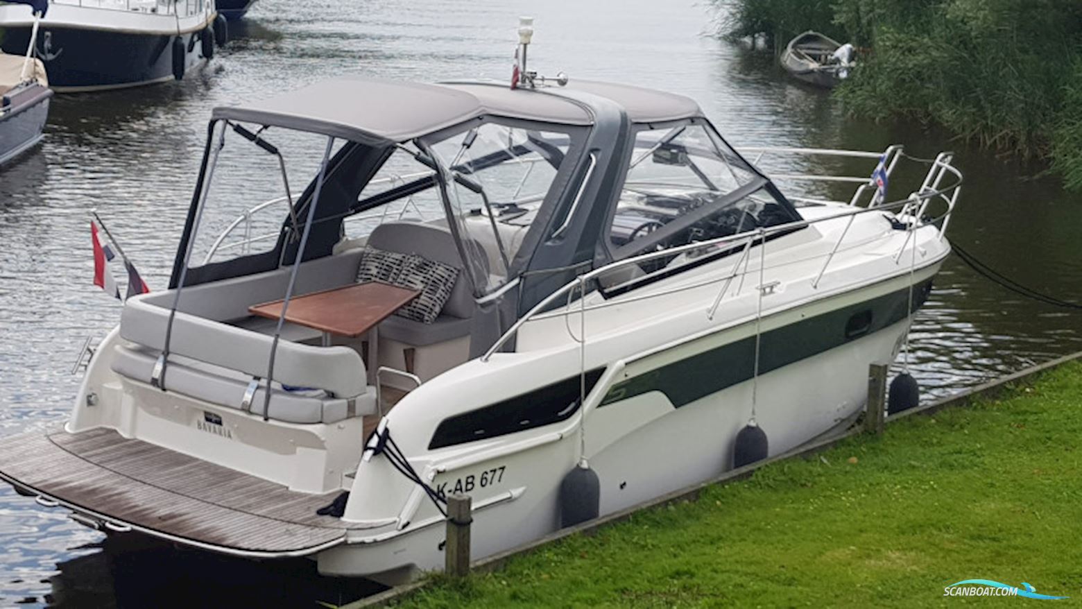 Bavaria S30 Open Motorboat 2018, with Mercnruiser 6,3L V8 engine, The Netherlands