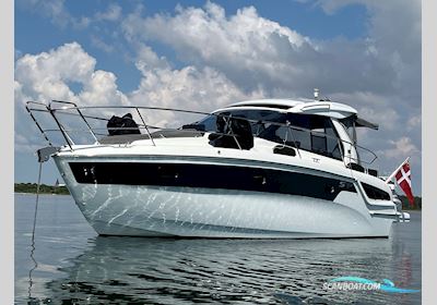Bavaria S33 HT Motorboat 2021, with Volvo Penta 2 x D3-220 EVC  engine, Denmark