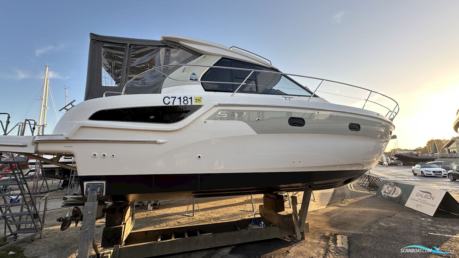 Bavaria S33HT Motorboat 2021, with Volvo Penta engine, United Kingdom