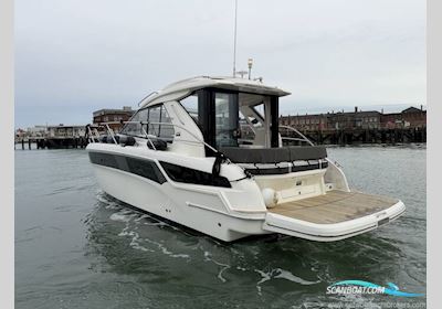 Bavaria S36 Motorboat 2017, with Volvo Penta engine, United Kingdom
