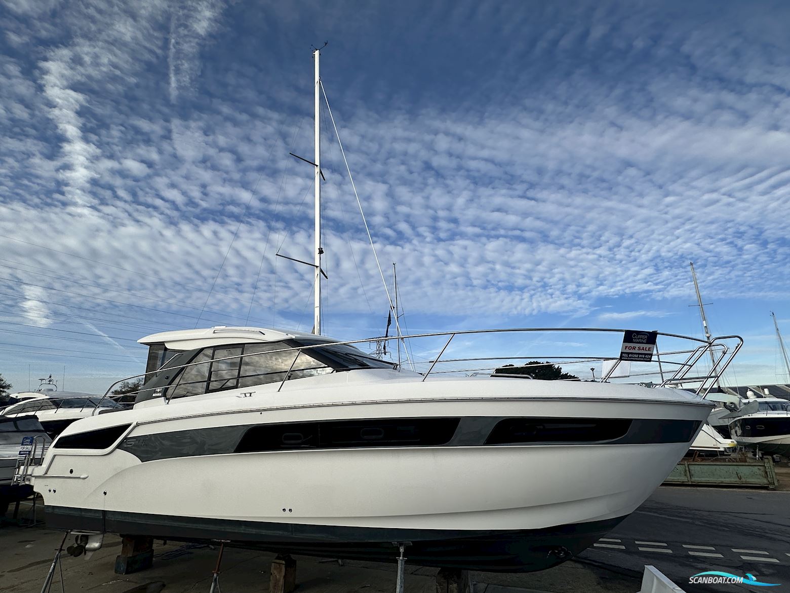 Bavaria S40 Coupe Motorboat 2017, with Volvo Penta engine, United Kingdom