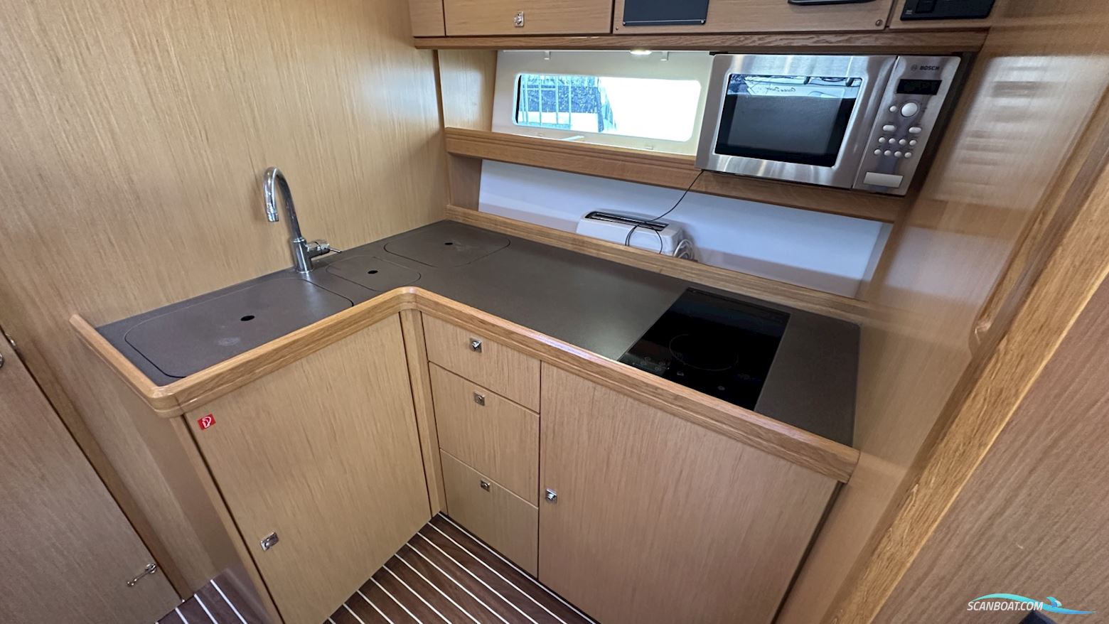 Bavaria Sport 39HT