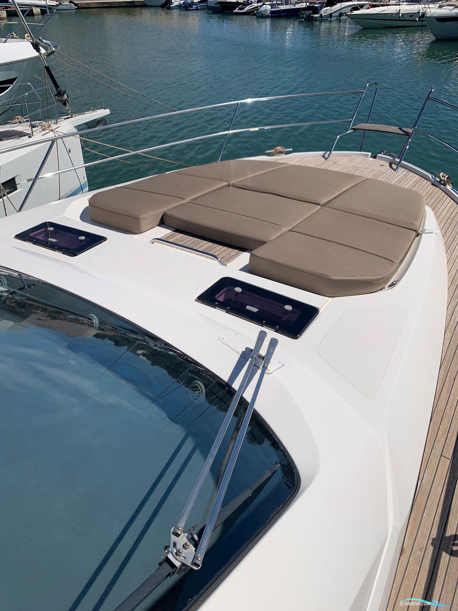 Bavaria Sport 43 Hard Top