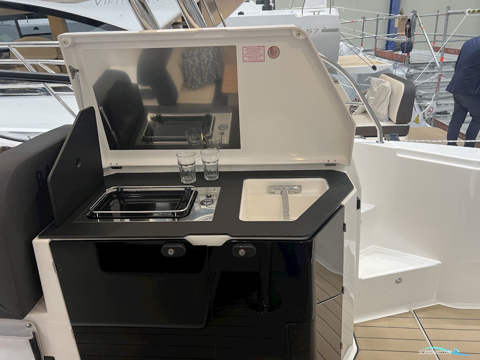 Bavaria SR35 Open Top-Demo Boat Discount