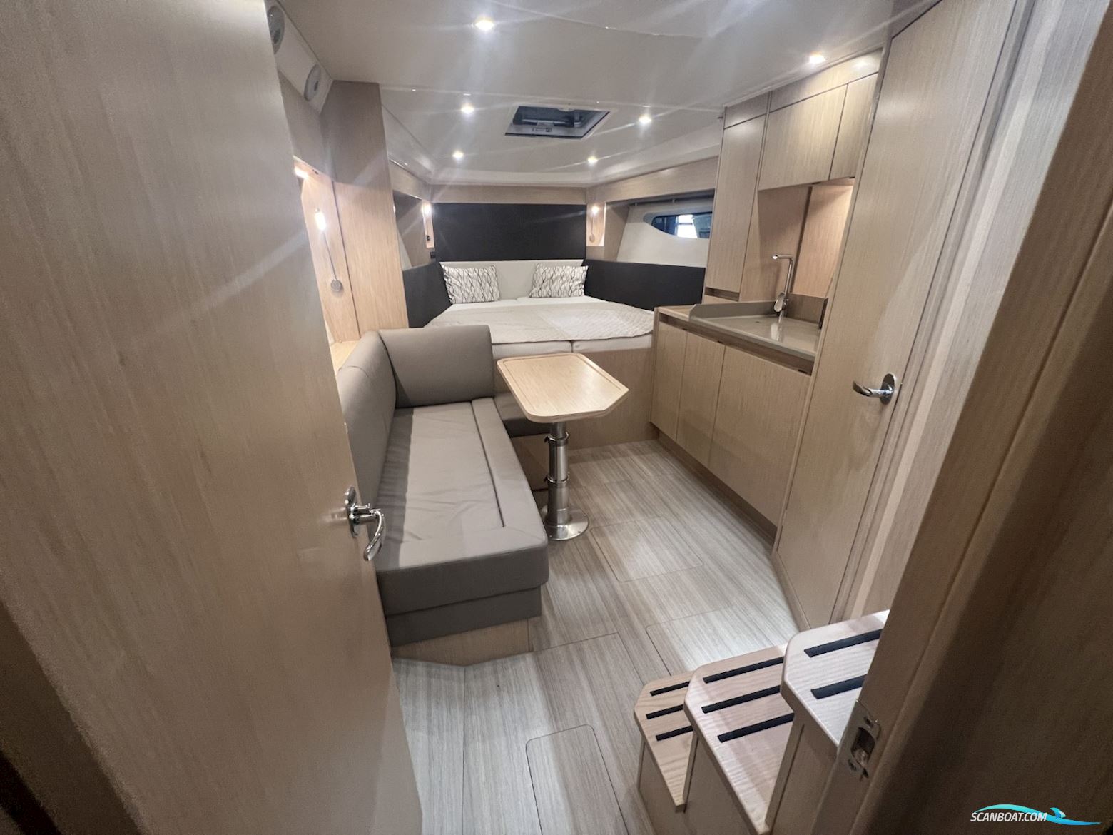 Bavaria SR35 Open Top-Demo Boat Discount