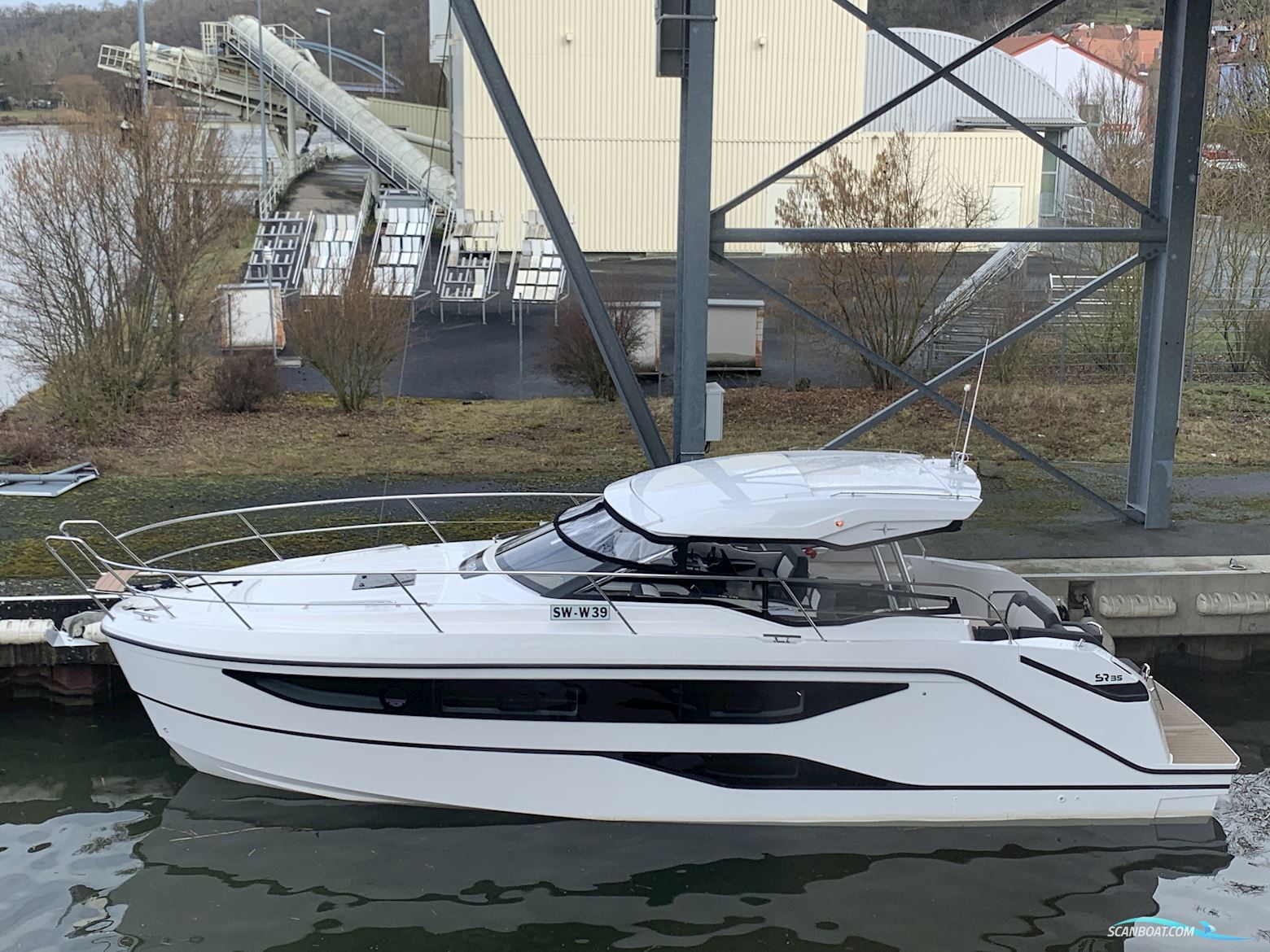 Bavaria SR35 Open Top