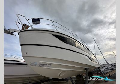 Bavaria SR35HT Motorboat 2024, with Volvo-Penta engine, Spain