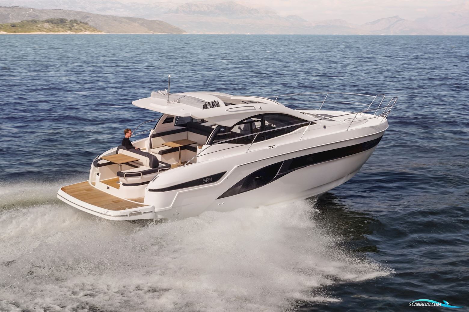 Bavaria SR41 Motorboat 2022, with Volvo Penta engine, United Kingdom