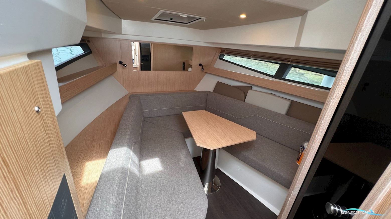 Bavaria VIDA 33 - 2X 300 PS