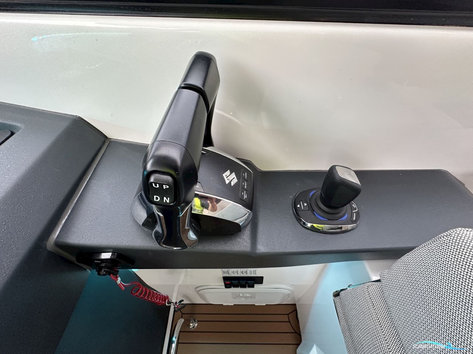Bavaria Vida 33 Hard Top - PALMA BOAT SHOW DISCOUNT