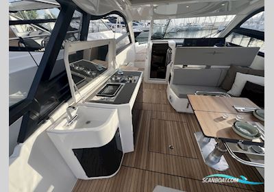 Bavaria Vida 33 Hard Top Motorboat 2026, with Suzuki engine, Spain