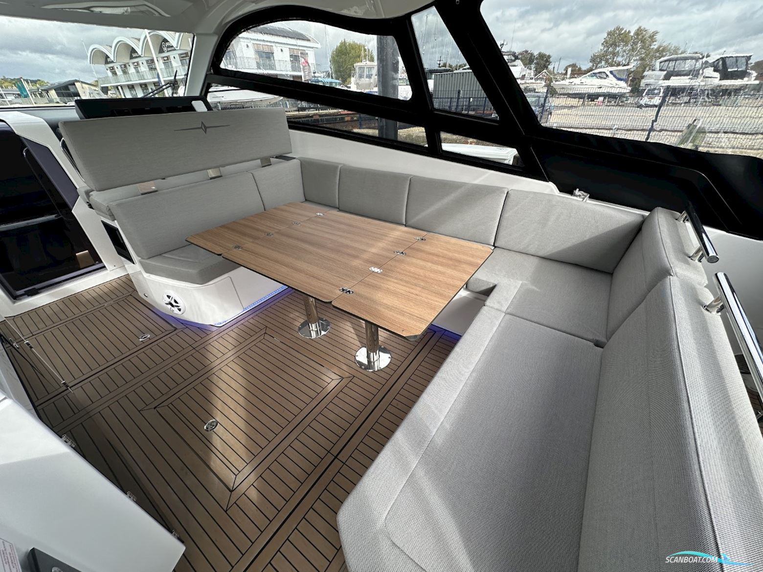 Bavaria Vida Hard Top