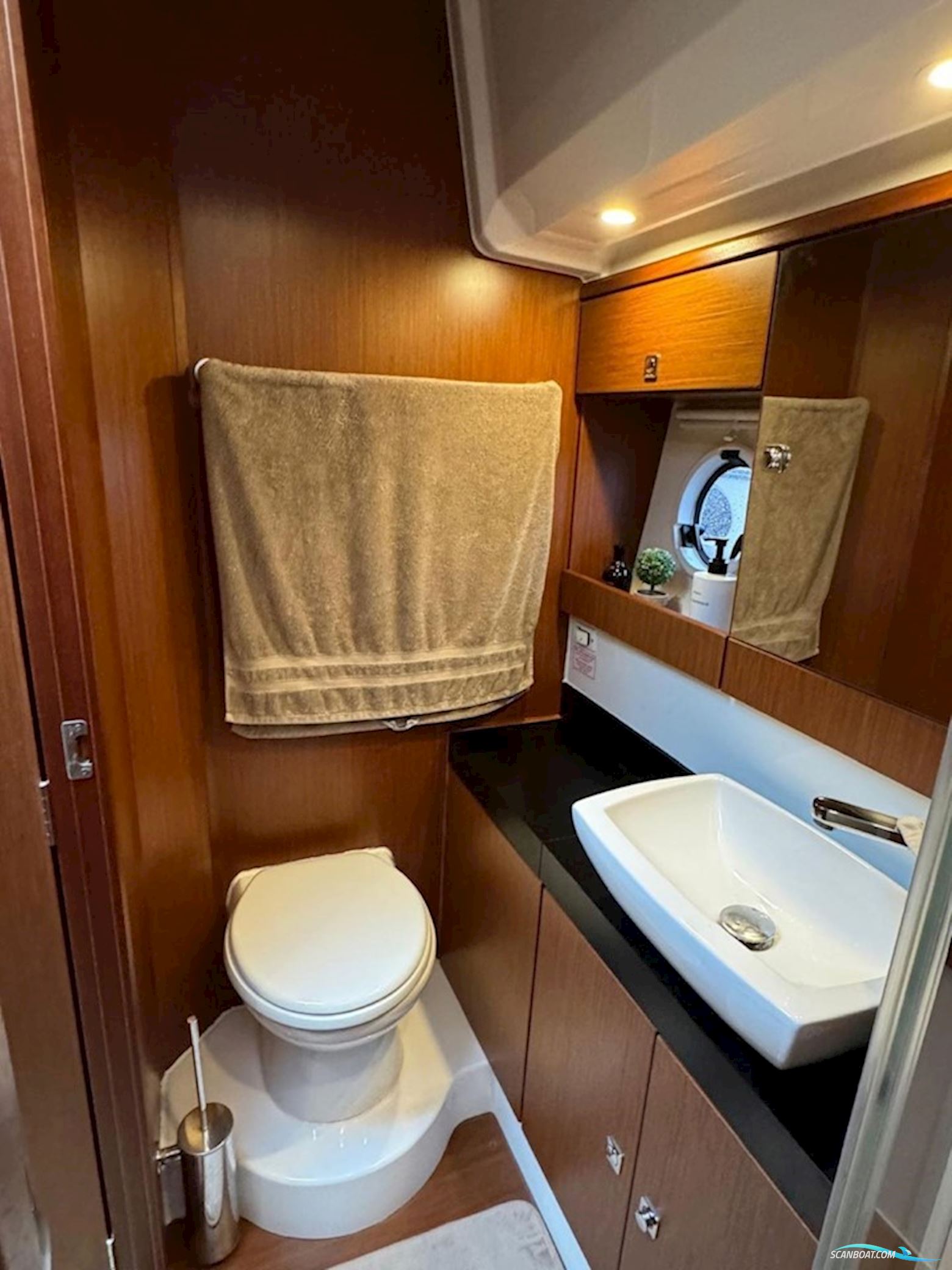 Bavaria Virtess 420 Coupè