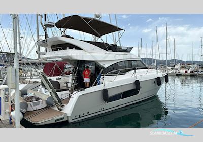 Bavaria Virtess 420 Fly Motorboat 2023, with Volvo Penta D6 440 engine, Croatia