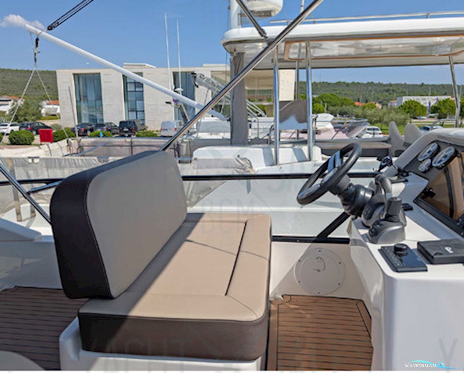 Bavaria Virtess 420 Fly