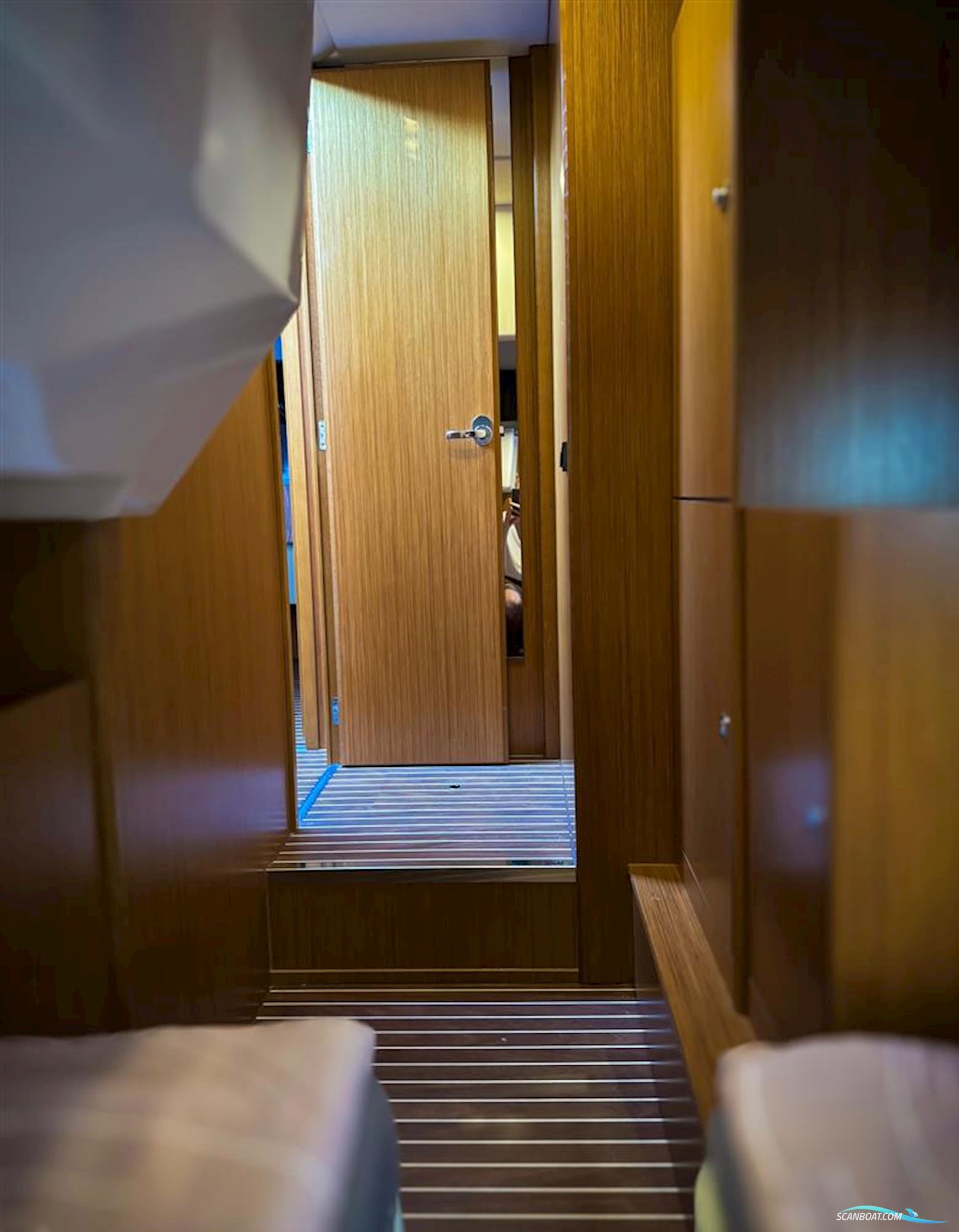 Bavaria Virtess 420 Fly