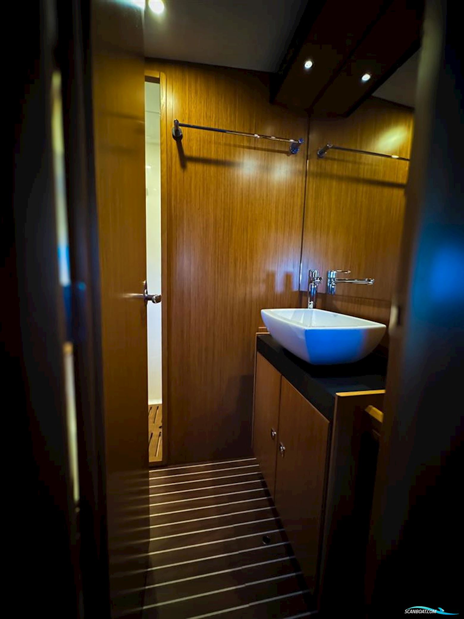 Bavaria Virtess 420 Fly