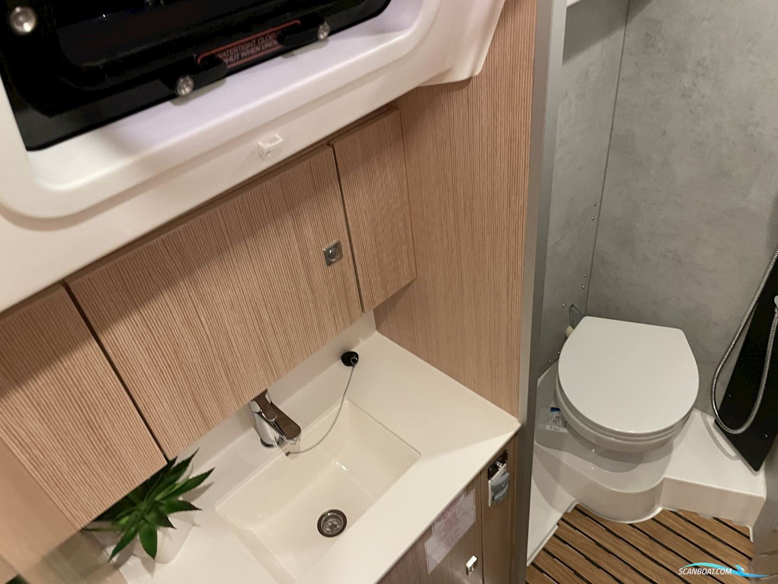 Bavaria Yachtbau Gmbh C42