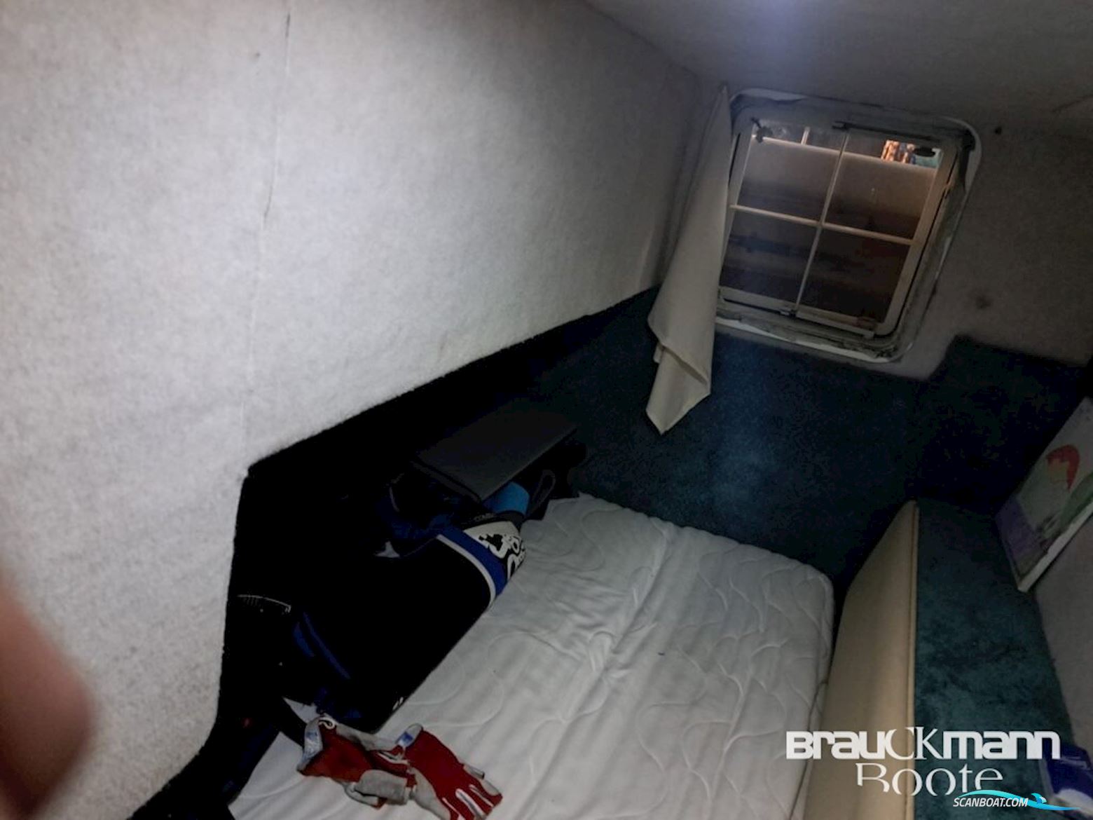 Bayliner (US) Bayliner (US) 2655 Cierra