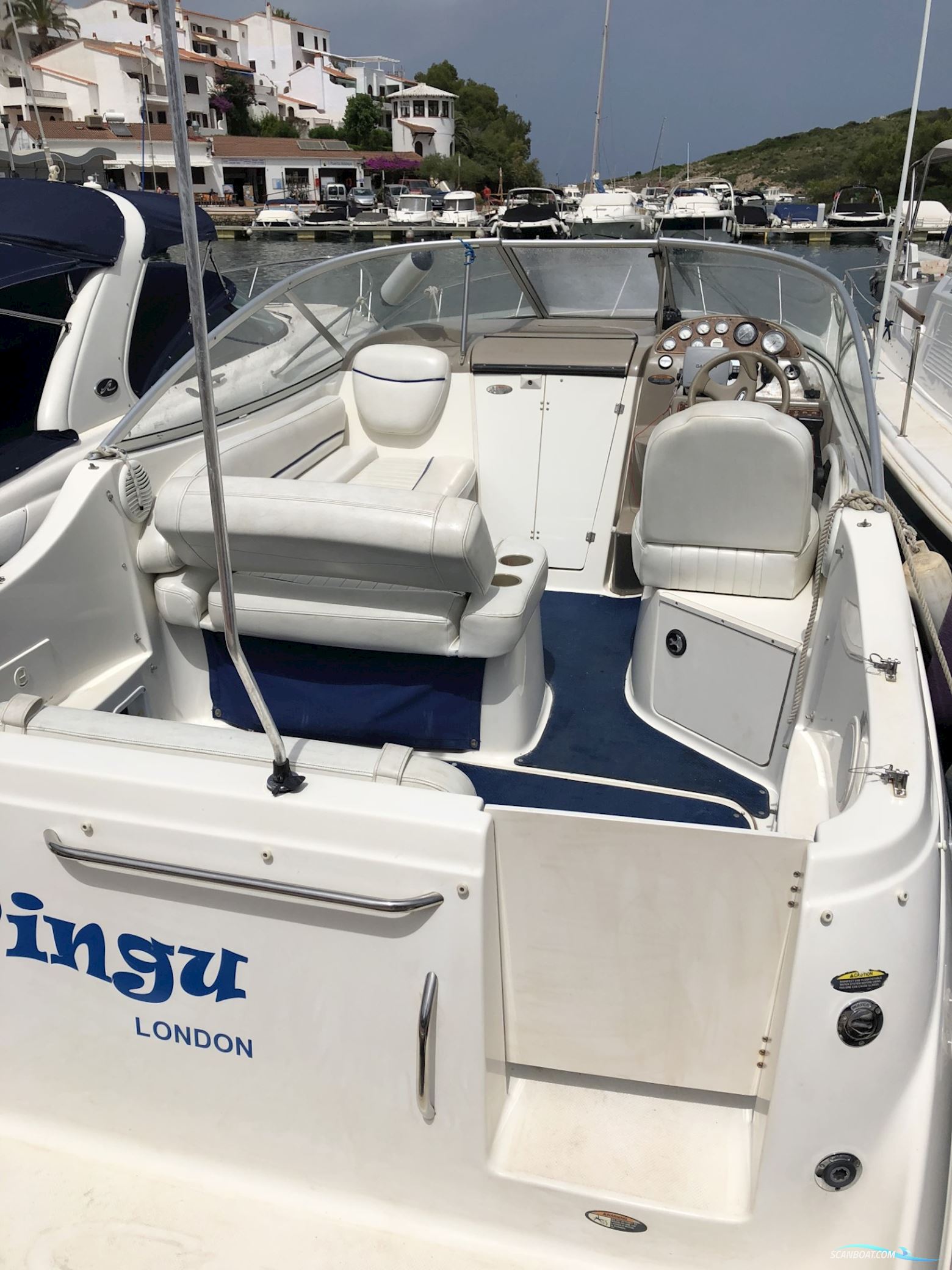 Bayliner  245