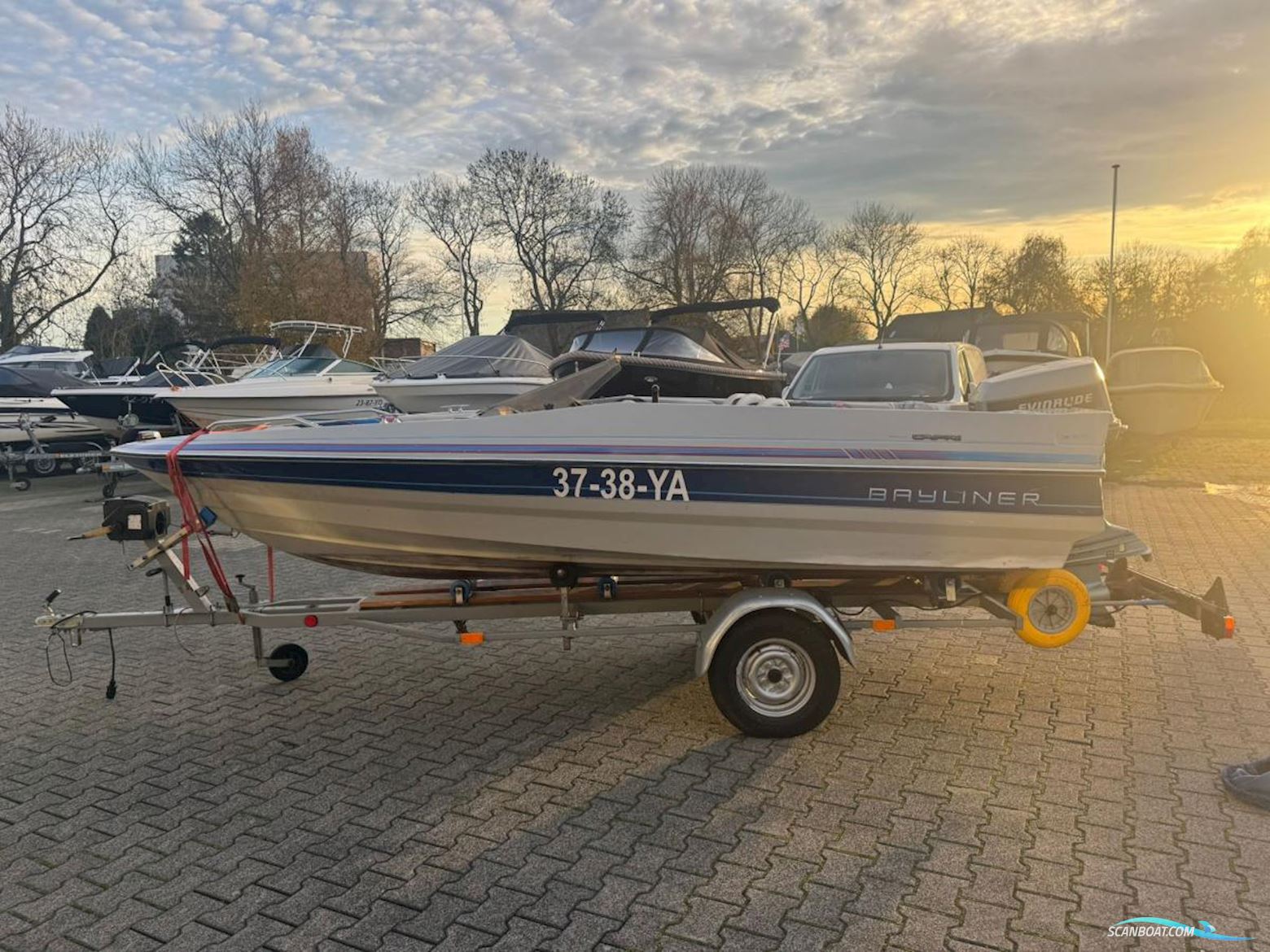 Bayliner  Capri 1500 Bowrider
