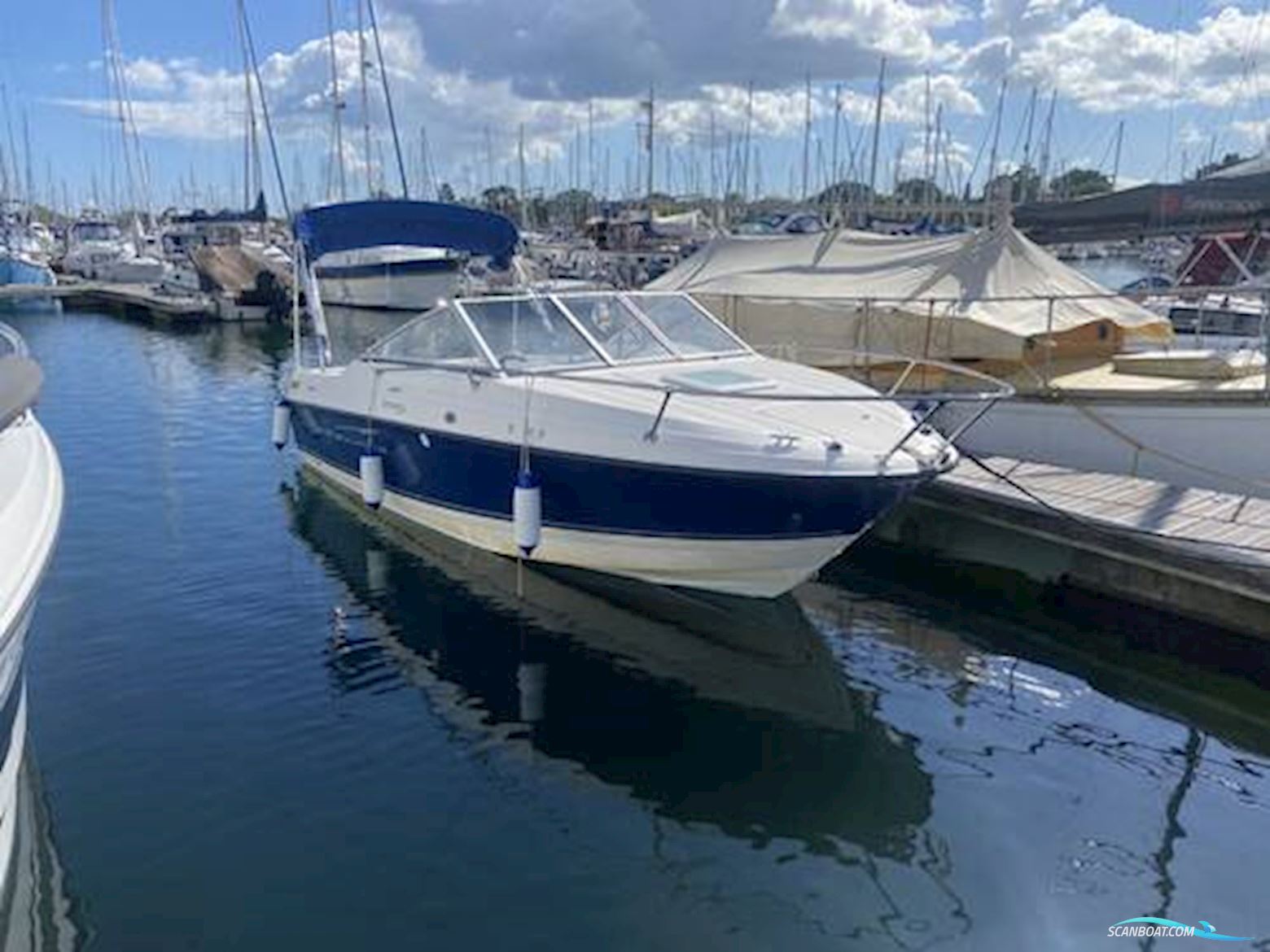 Bayliner 192 Discovery Motorboat 2009, with Mercruiser 220 MPi engine, United Kingdom