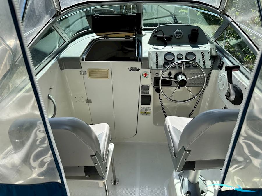 Bayliner 2002 Trophy -07