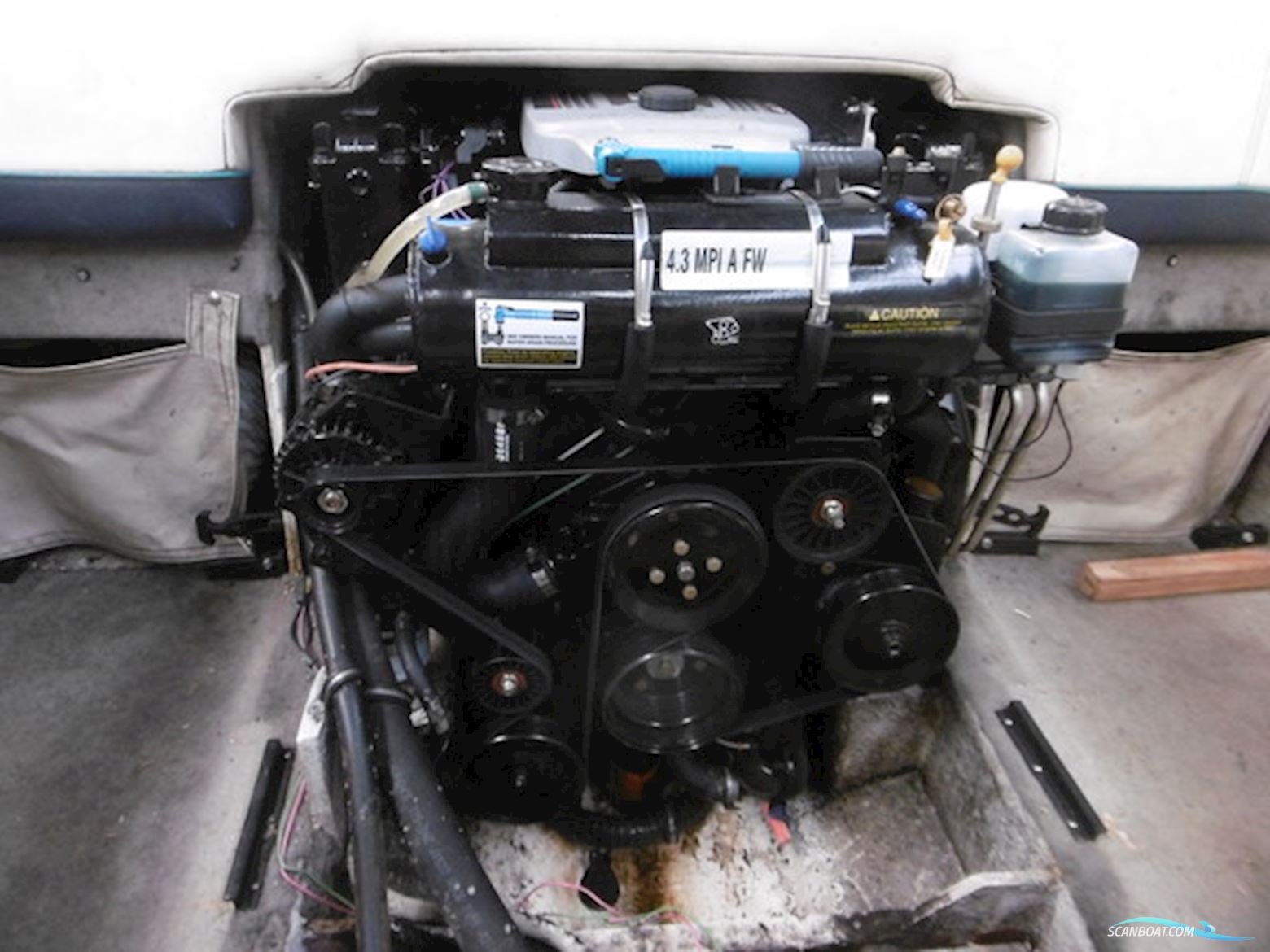 Bayliner 2052 Capri LS Cuddy