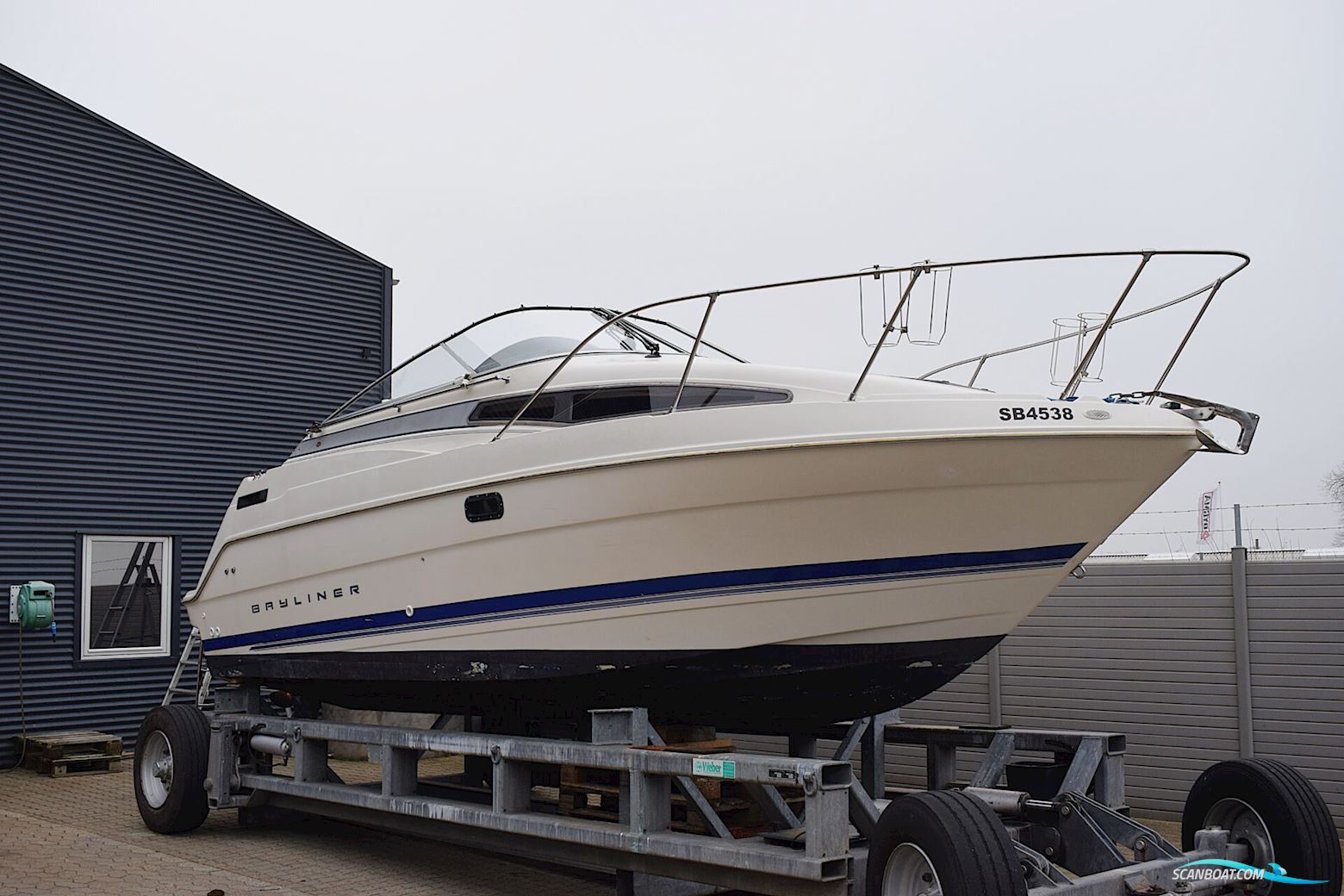 Bayliner 2355 Ciera – Netop ankommet Motorboat 1995, with MerCruiser engine, Denmark