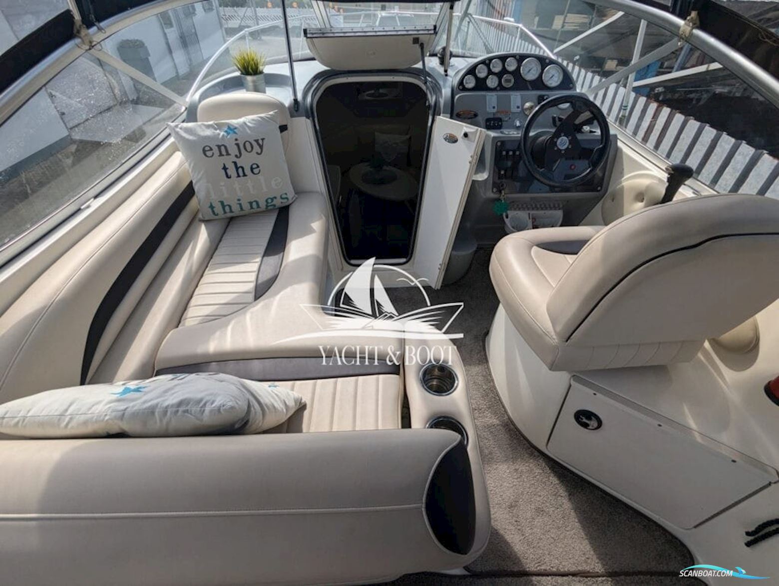Bayliner 245