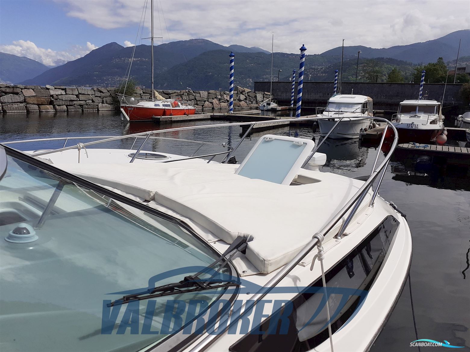 Bayliner 245