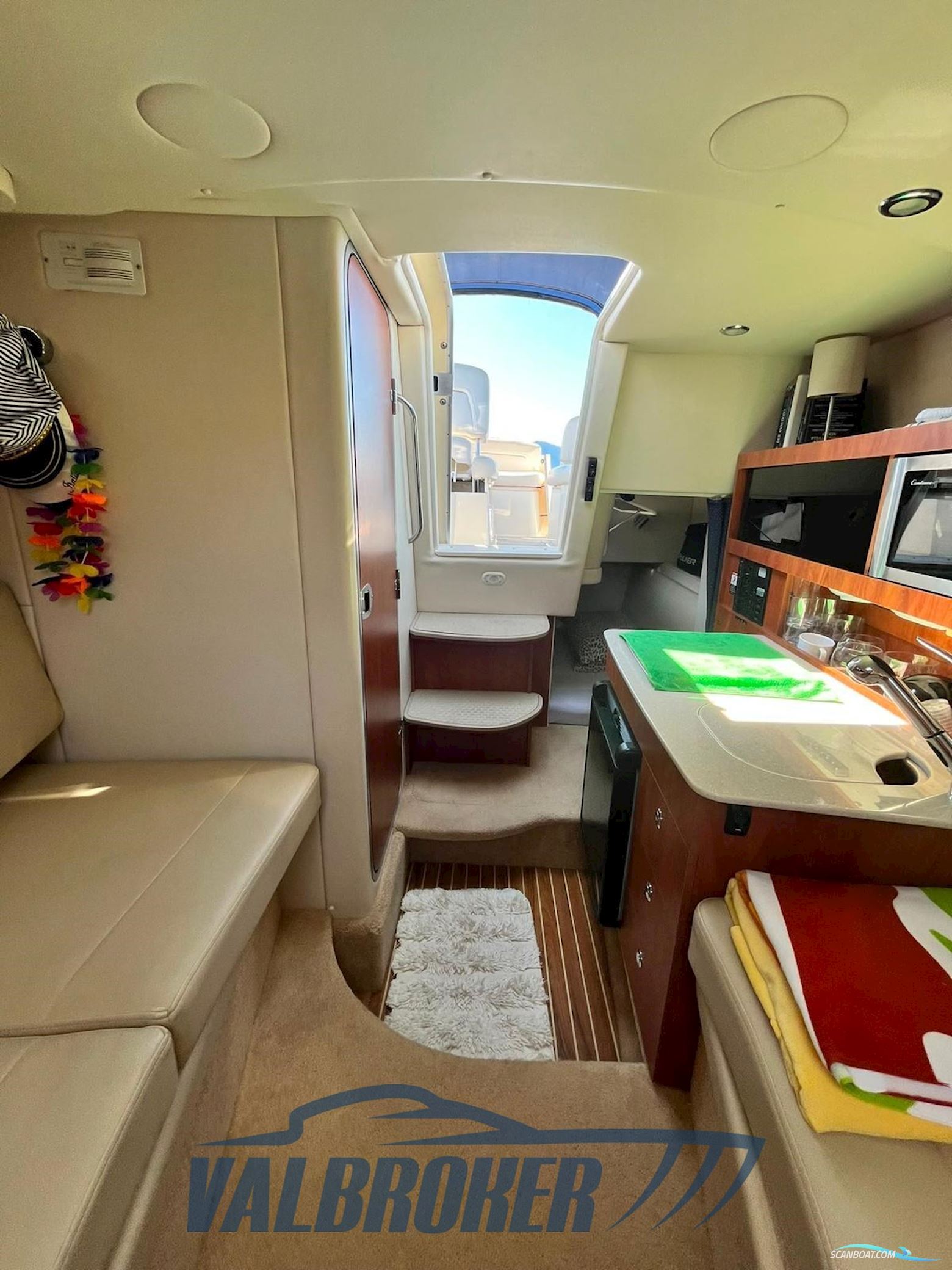Bayliner 245