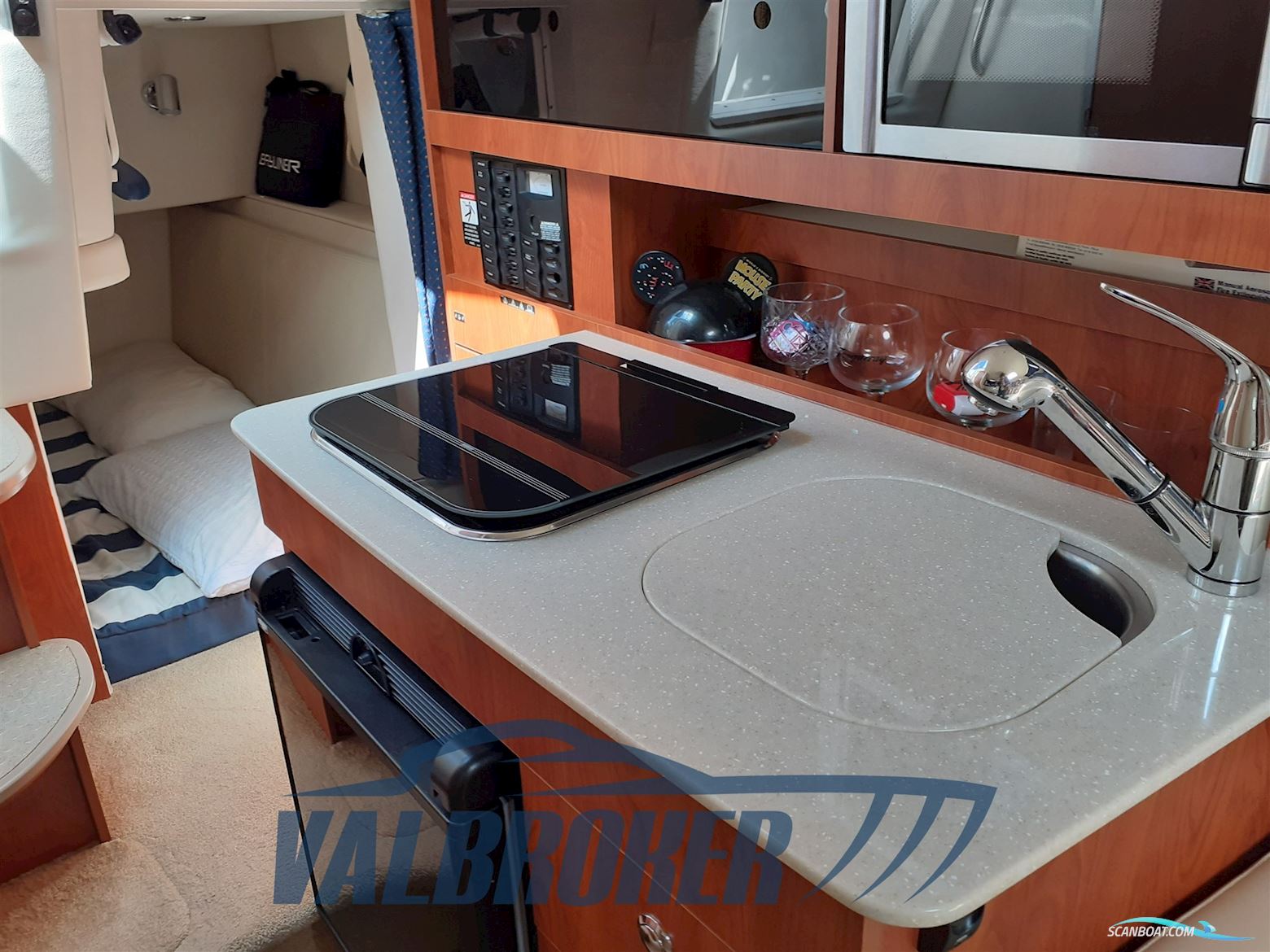 Bayliner 245
