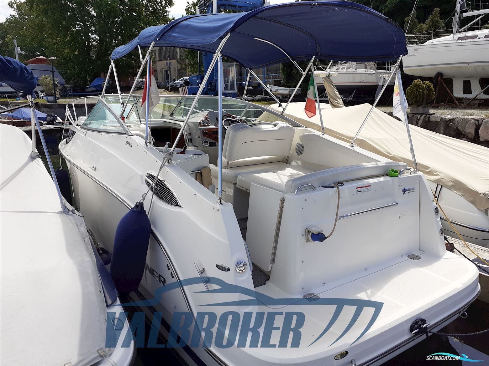 Bayliner 245