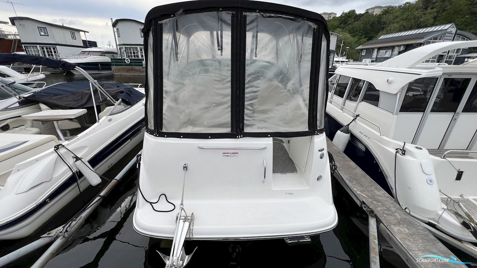 Bayliner 245CR