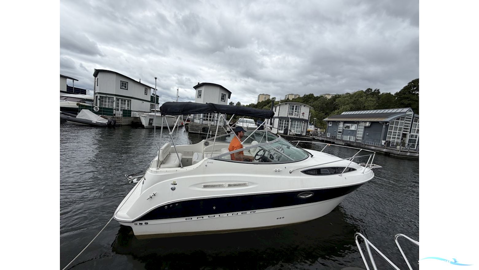 Bayliner 245CR