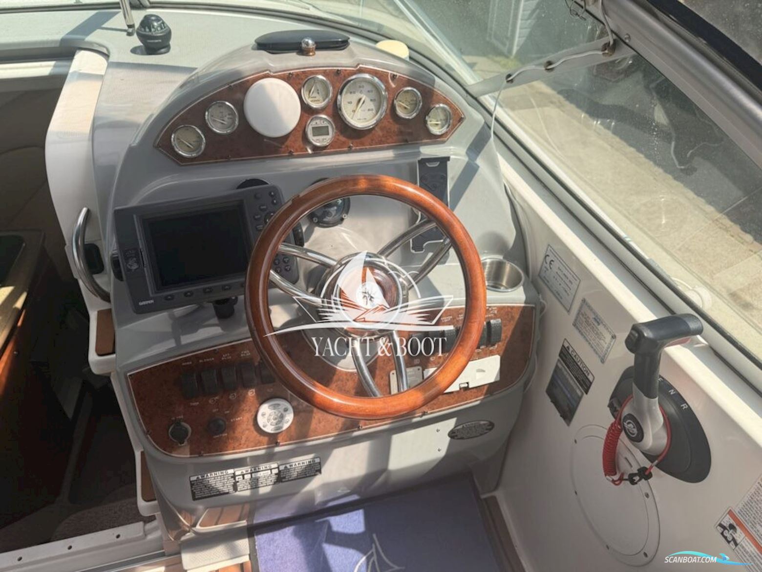 Bayliner 265