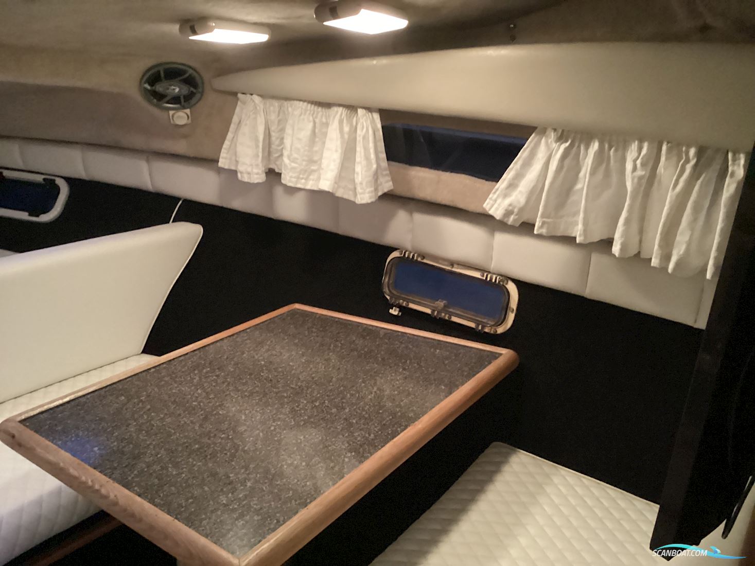 Bayliner 2655 Wide Body