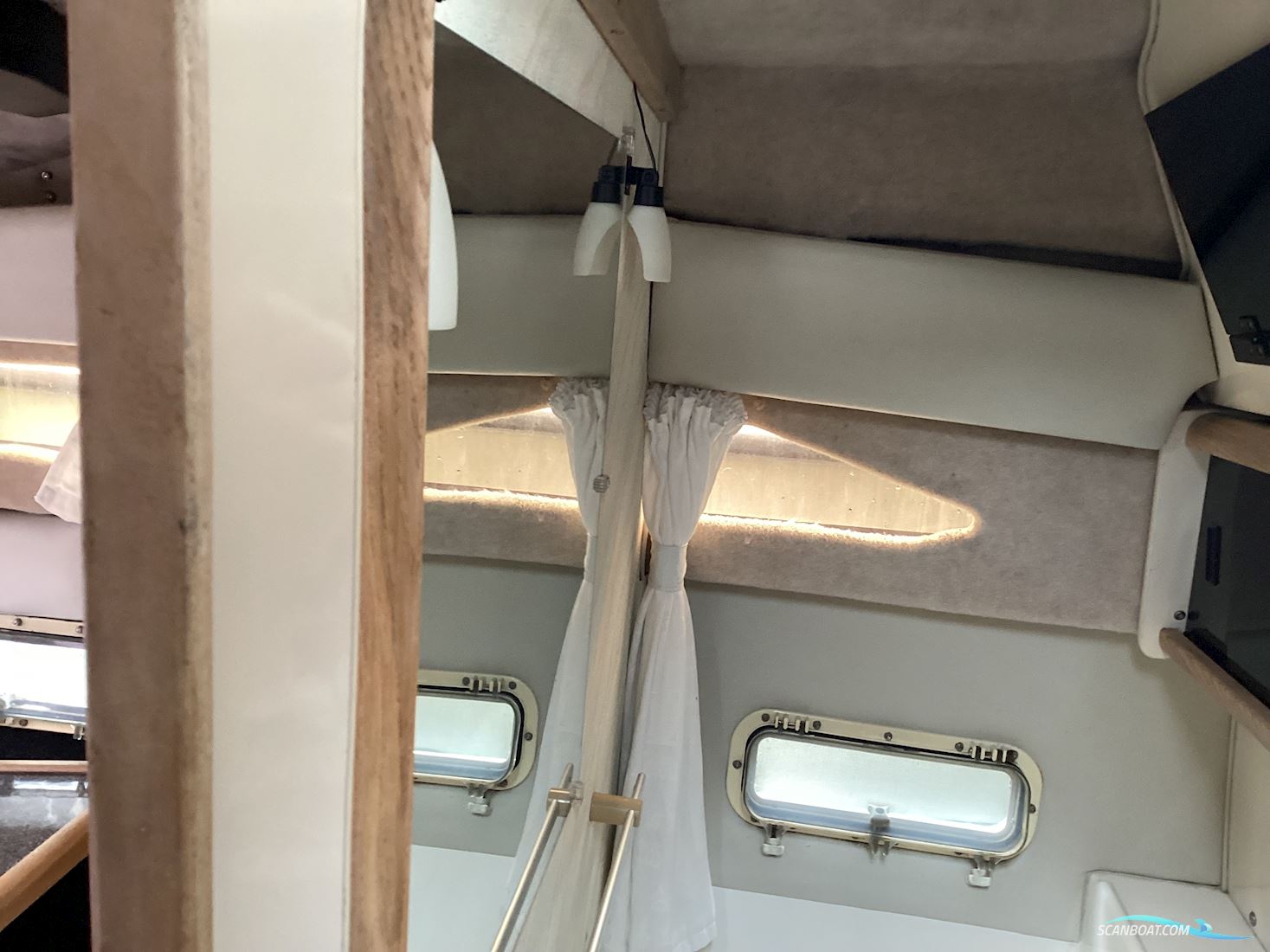 Bayliner 2655 Wide Body