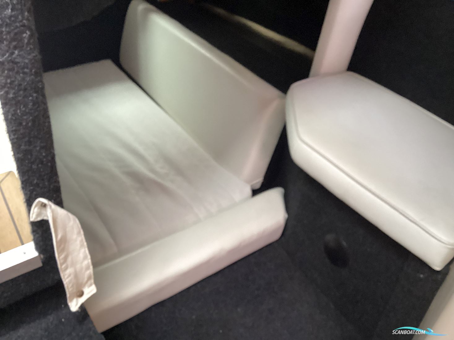 Bayliner 2655 Wide Body