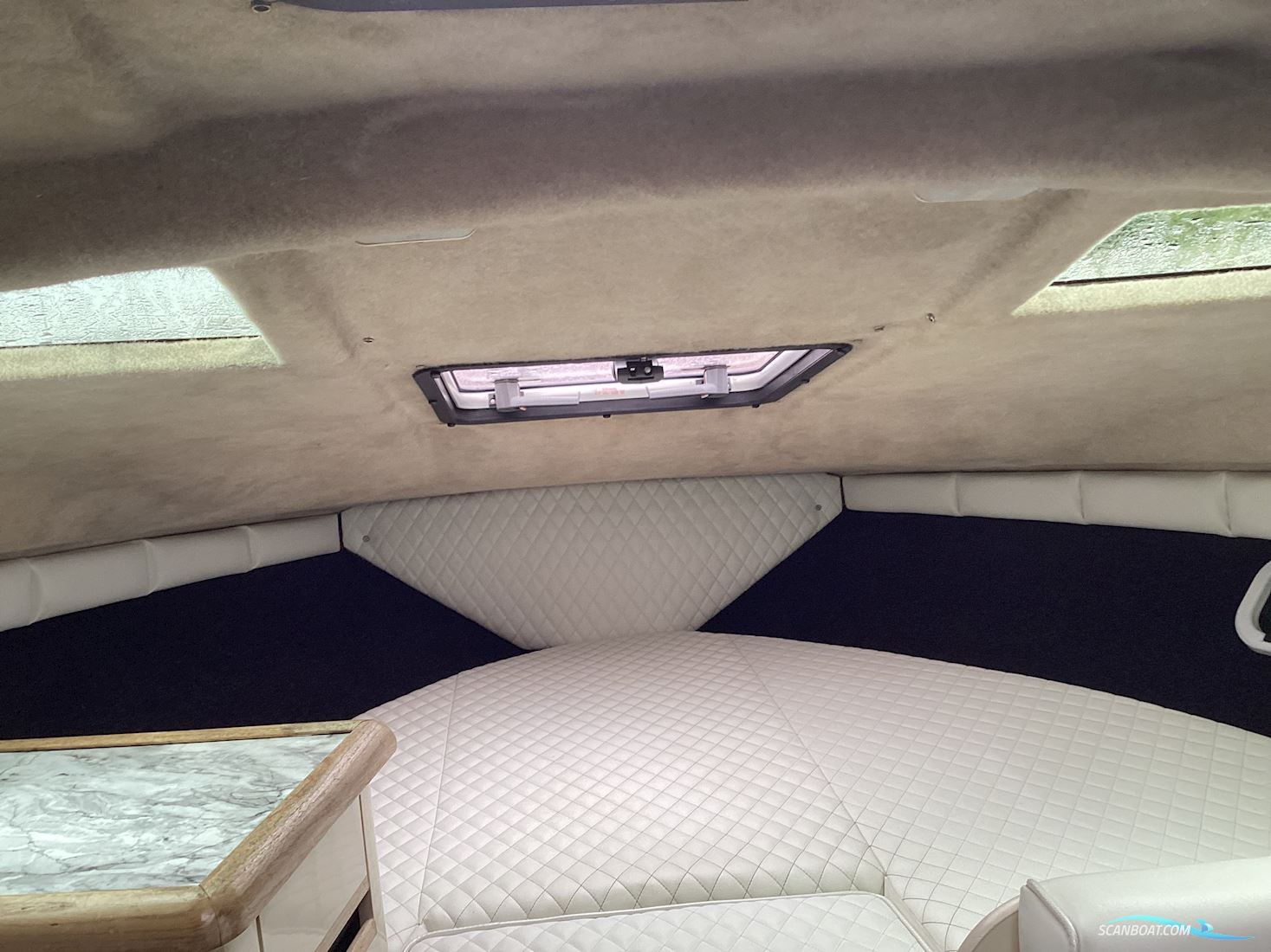 Bayliner 2655 Wide Body