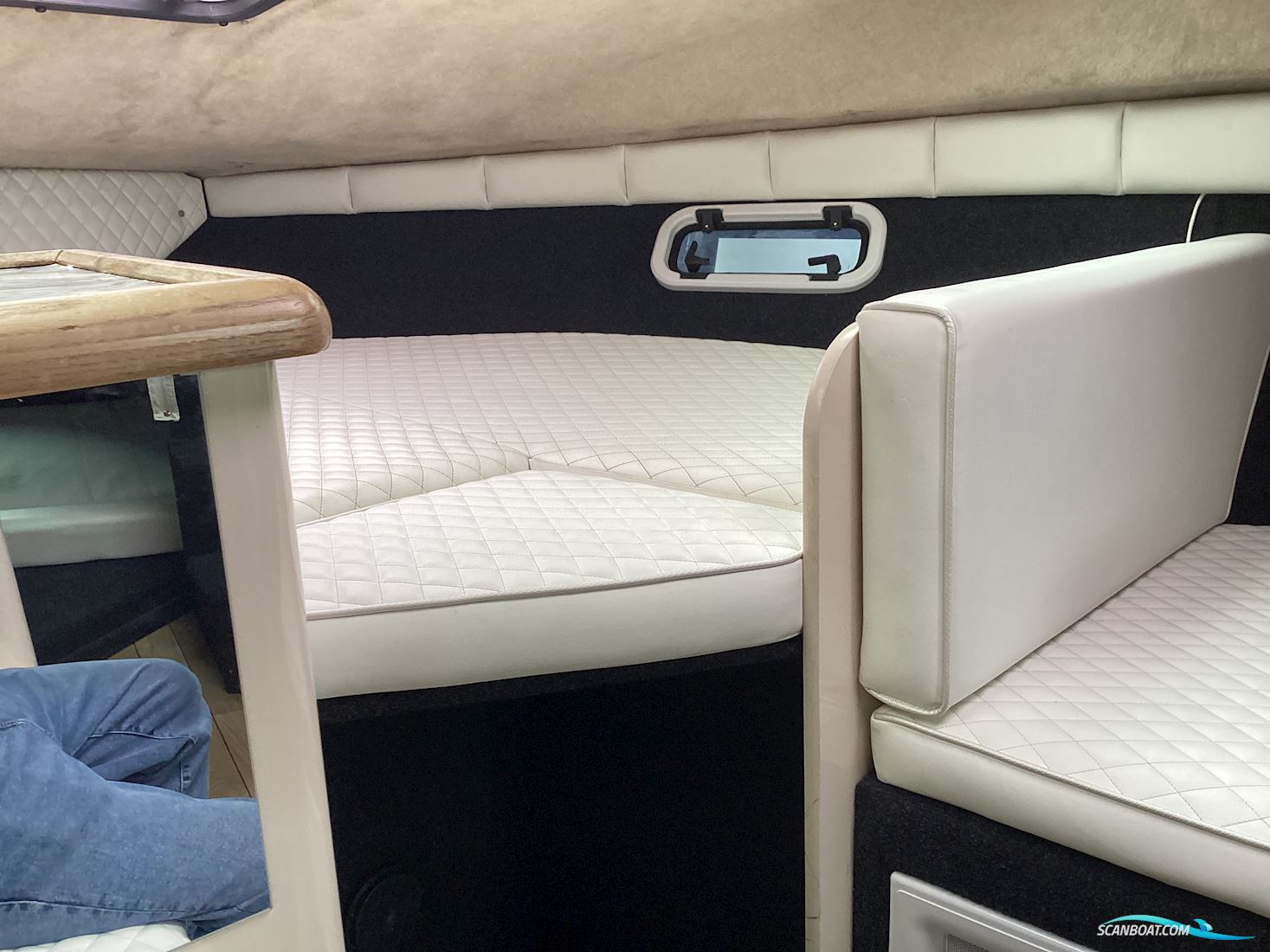Bayliner 2655 Wide Body